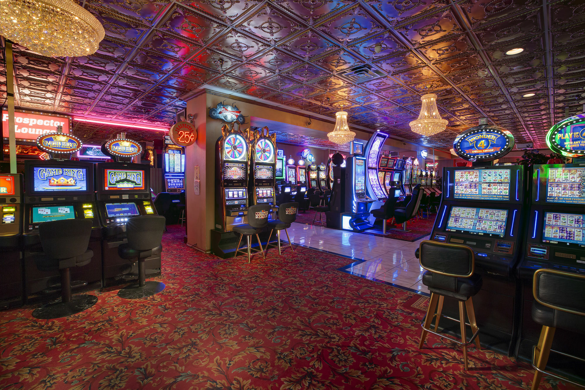 Prospector Hotel & Casino Ийли Екстериор снимка