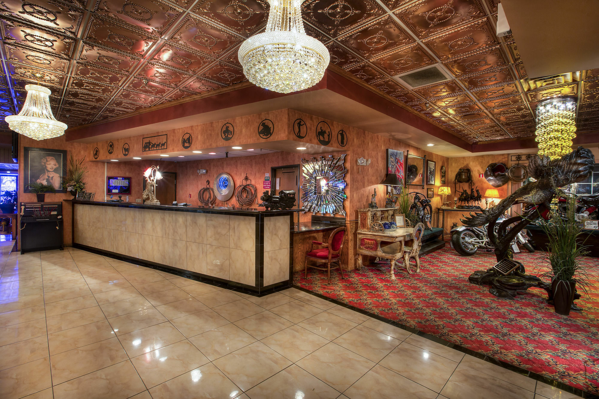 Prospector Hotel & Casino Ийли Екстериор снимка